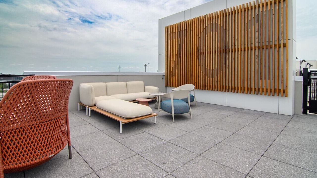 Photo of Patio Balcony in Neartown