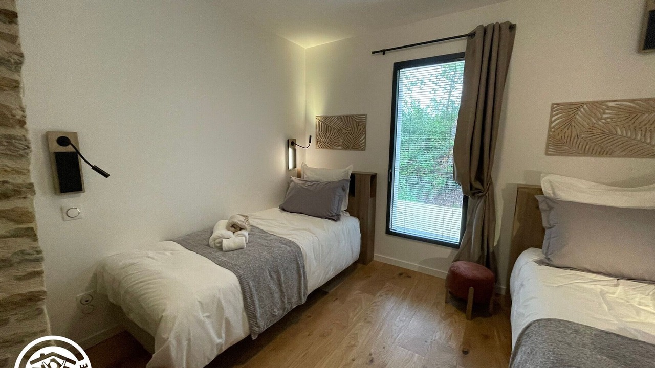 Photo of Bedroom in Les Pineaux