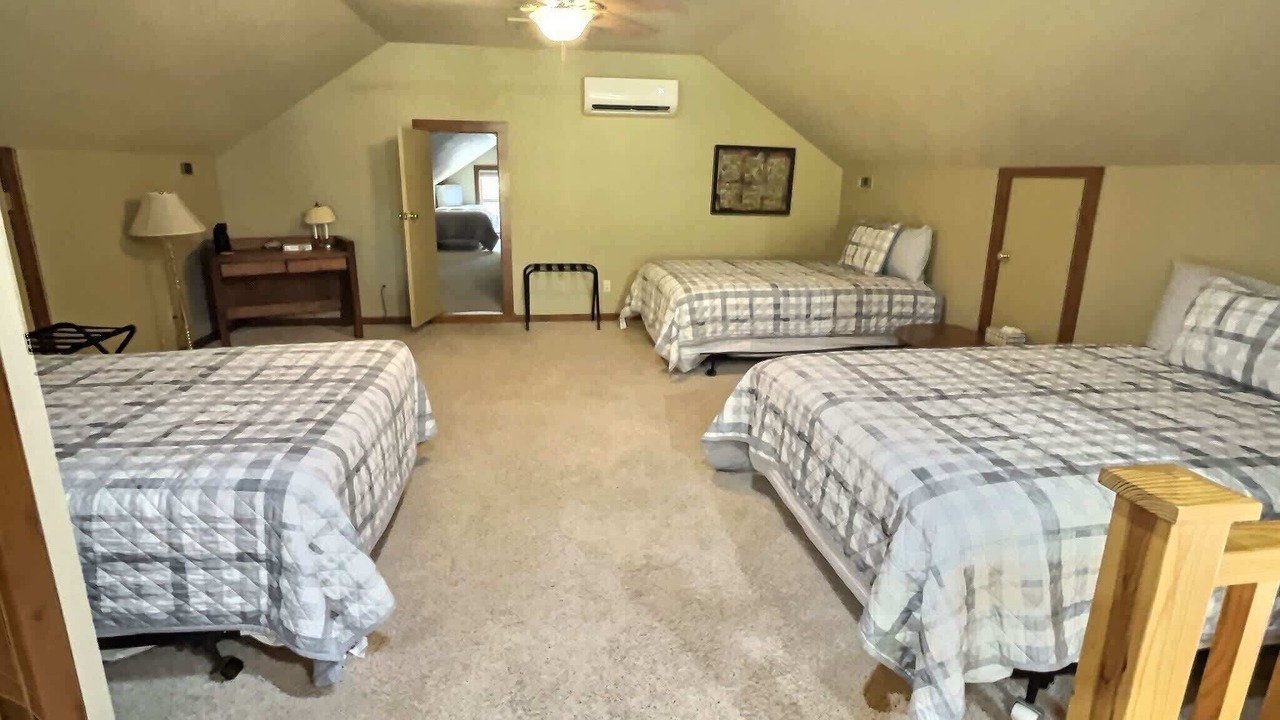 Photo of Bedroom in Rogers