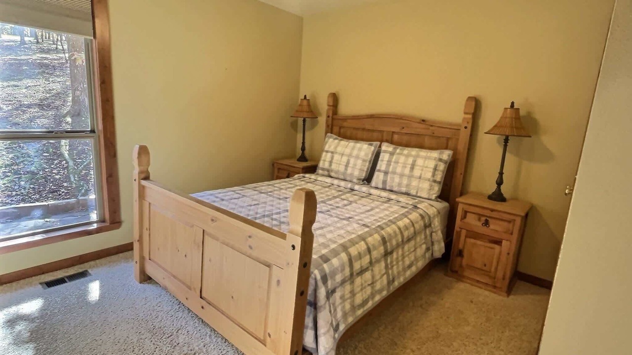 Photo of Bedroom in Rogers