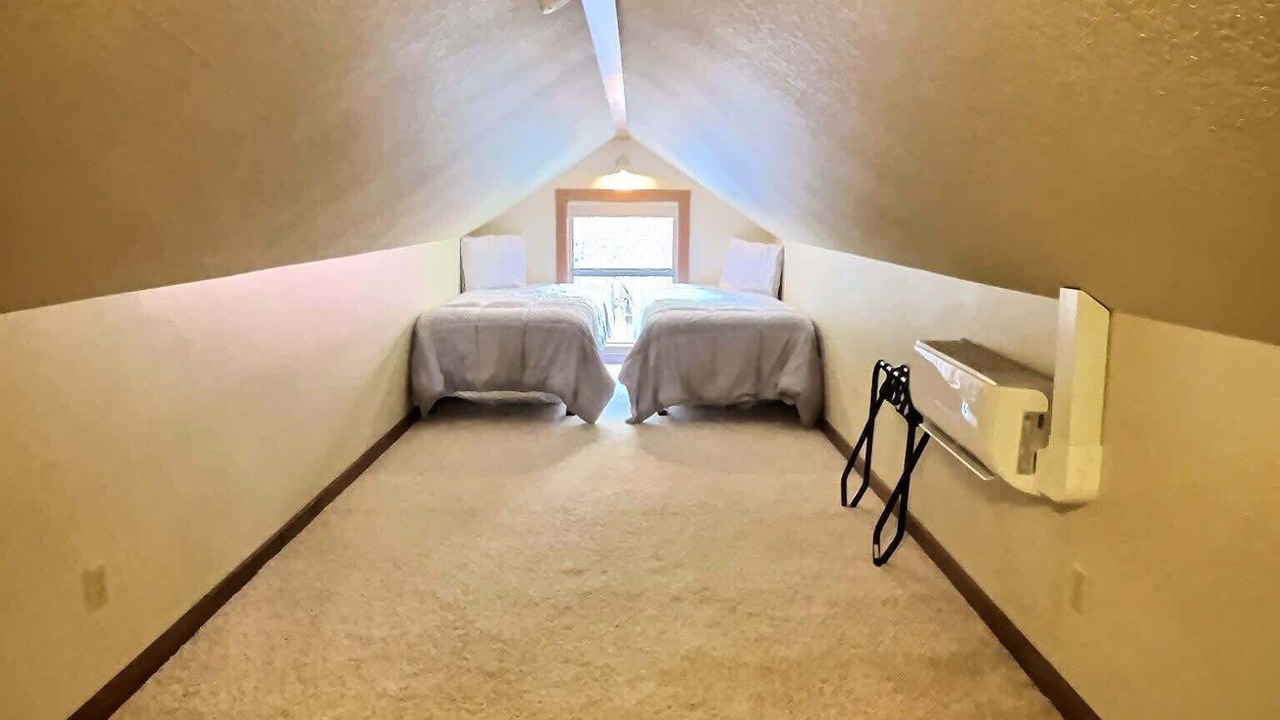 Photo of Bedroom in Rogers
