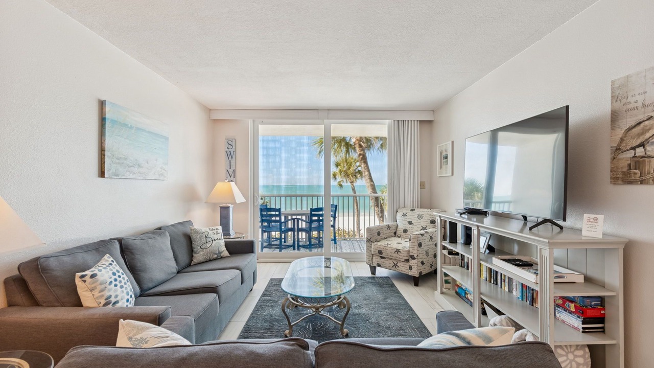 Photo of Livingroom in Indian Shores