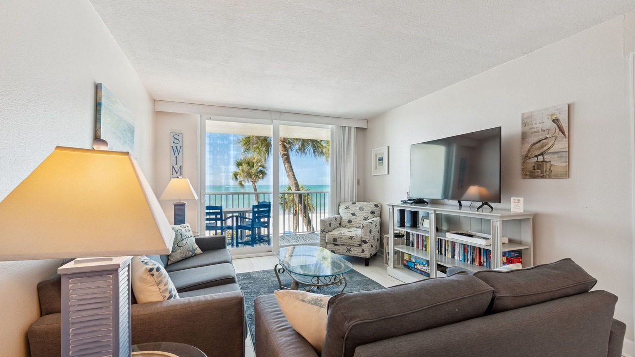 Photo of Livingroom in Indian Shores