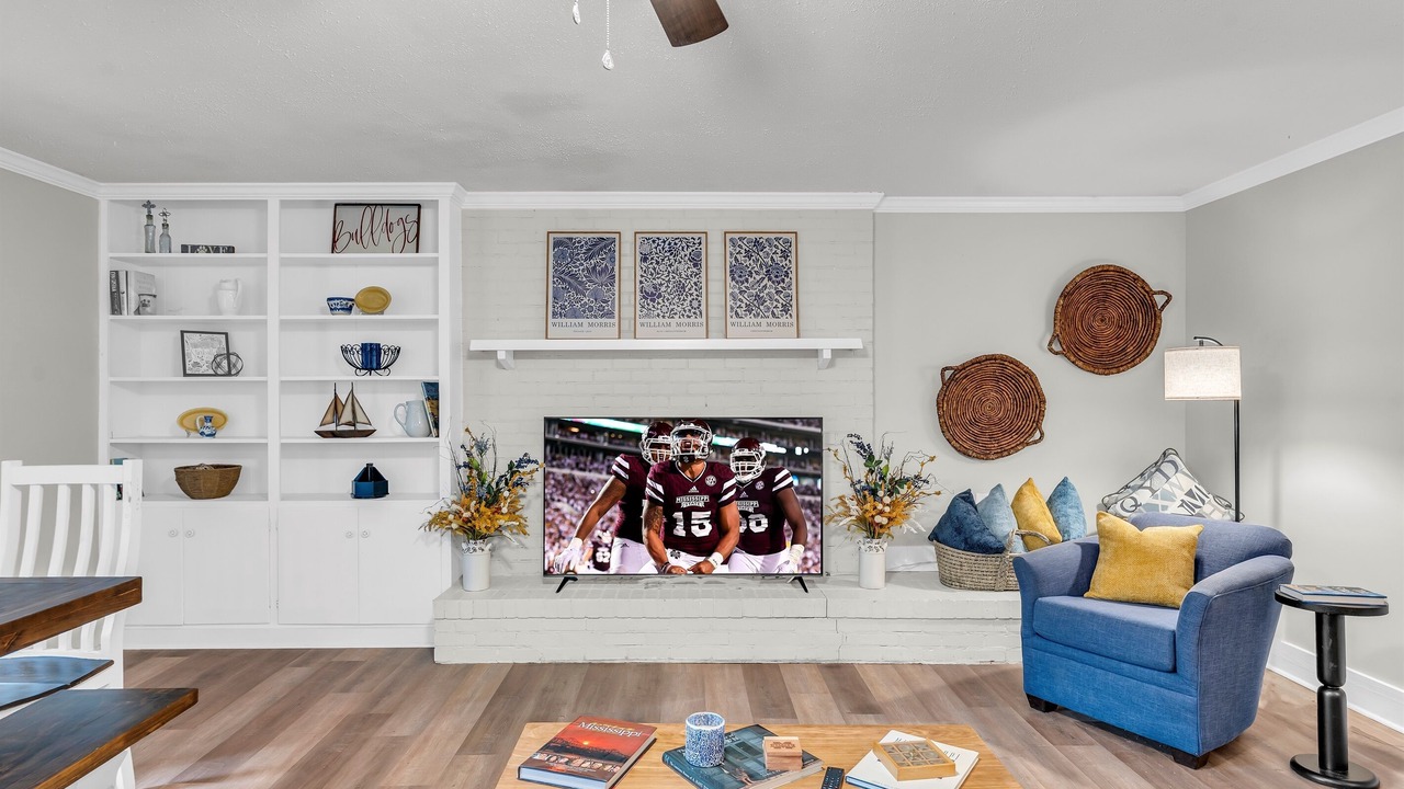 Photo of Livingroom in Starkville