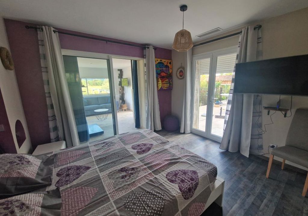 Photo of Bedroom in Chandolas