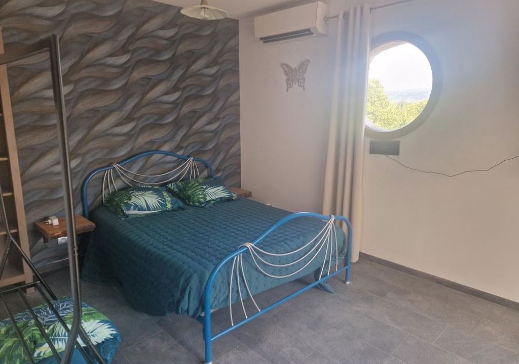 Photo of Bedroom in Chandolas