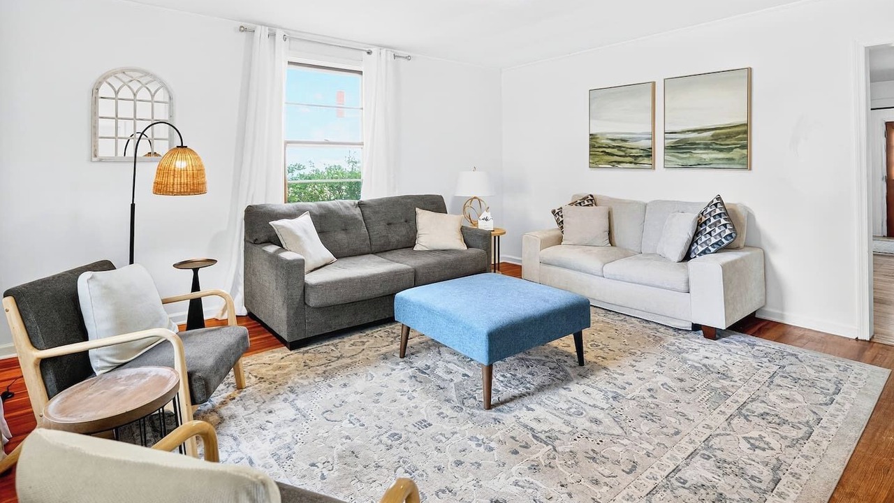 Photo of Livingroom in Danville