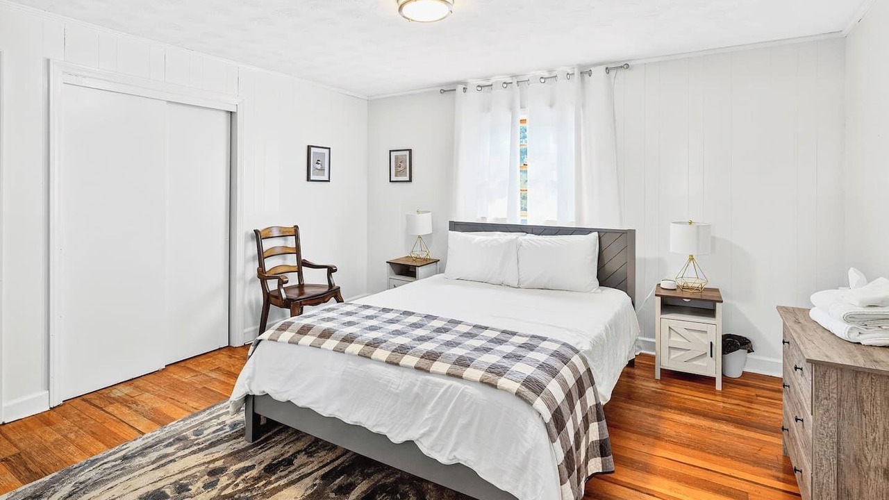 Photo of Bedroom in Danville