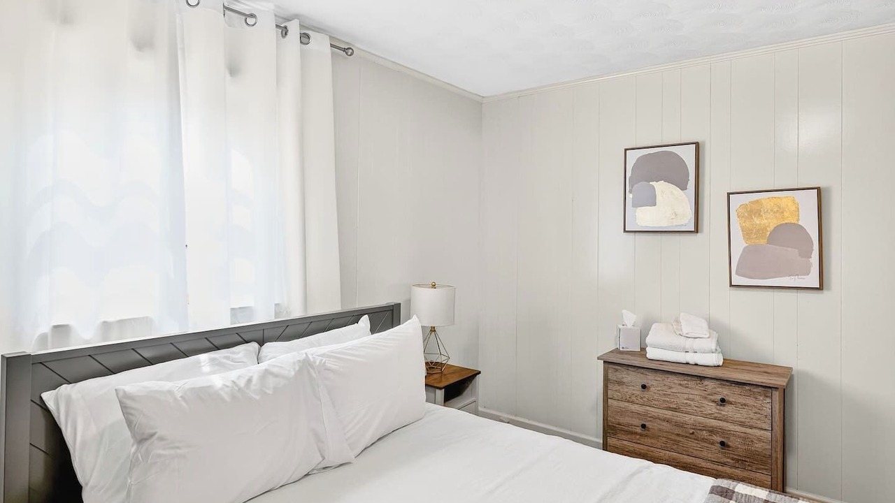 Photo of Bedroom in Danville