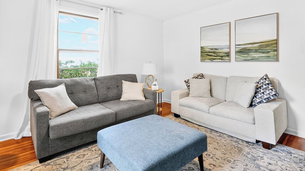 Photo of Livingroom in Danville