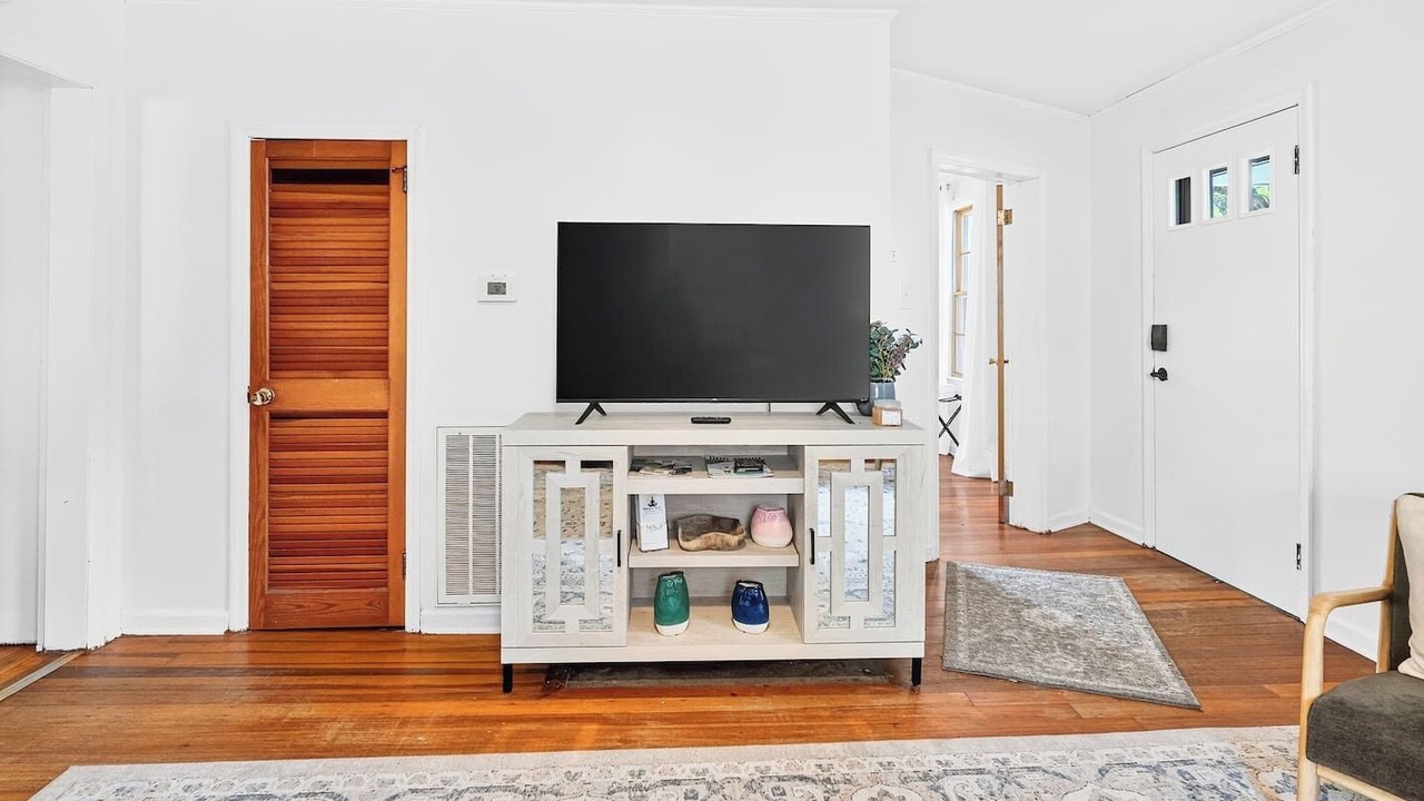 Photo of Livingroom in Danville