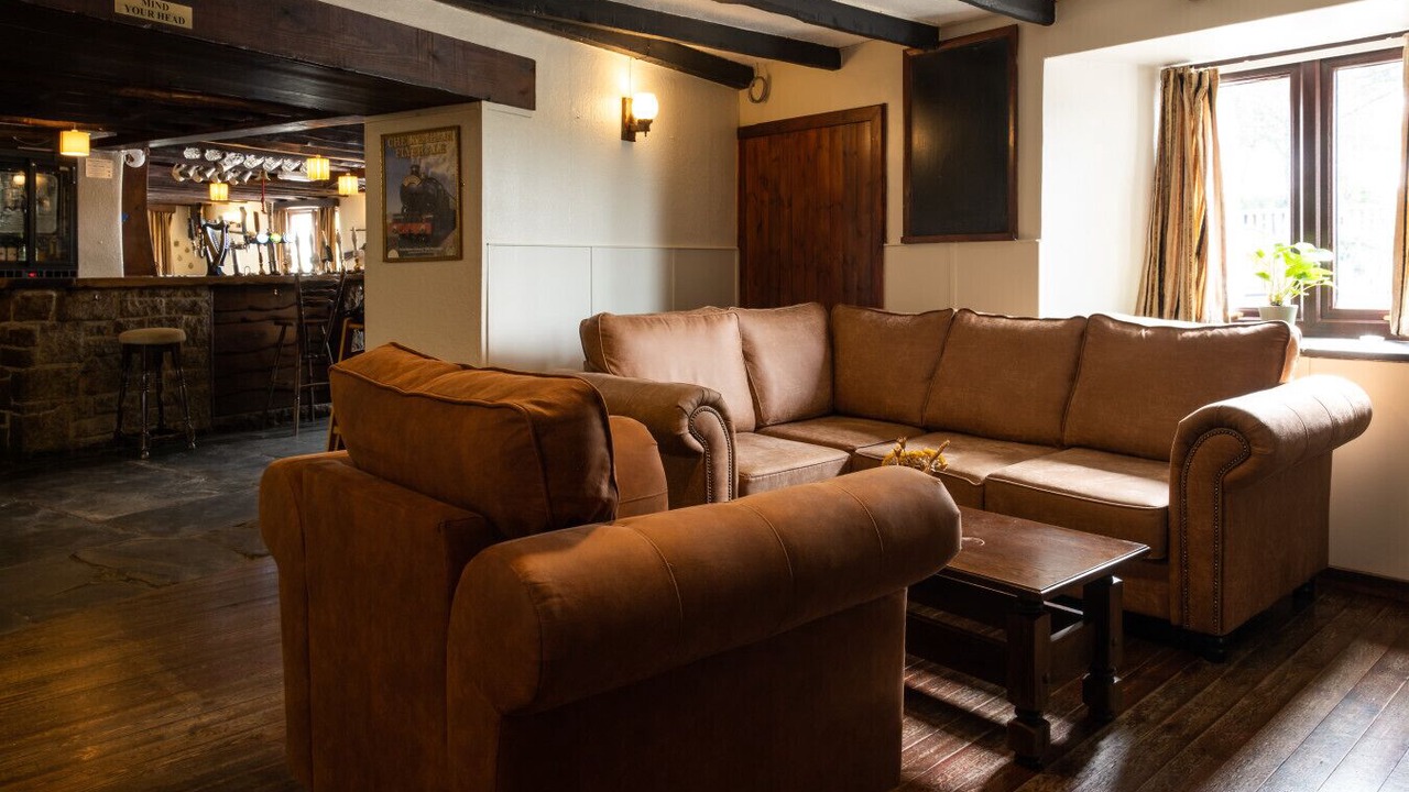 Photo of Others in Fivelanes