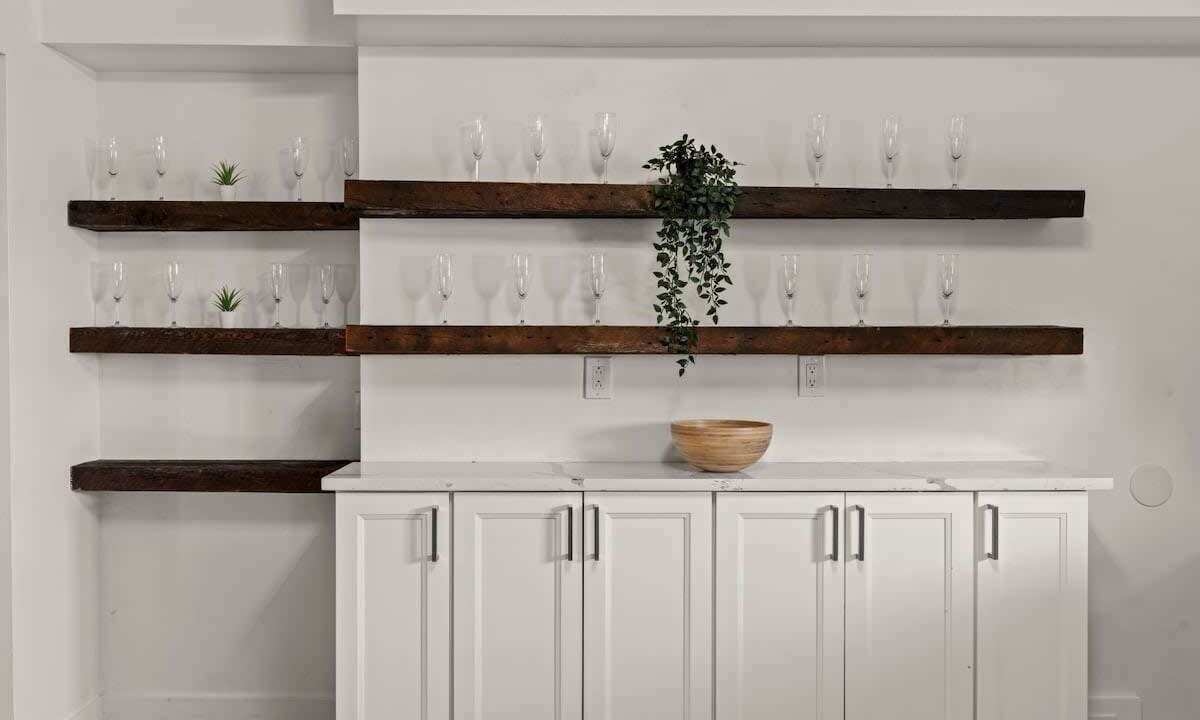 Photo of Others in Delair