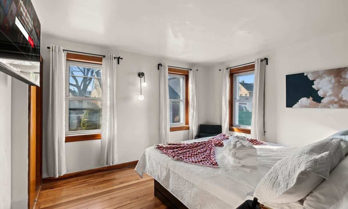 Photo of Others in Delair