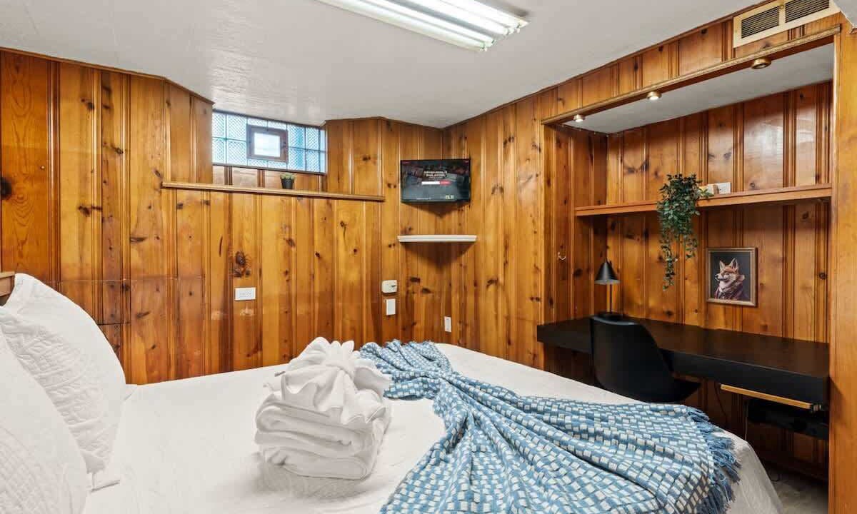 Photo of Others in Delair