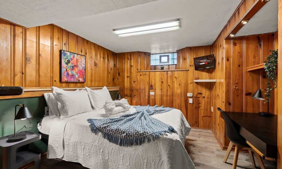 Photo of Others in Delair