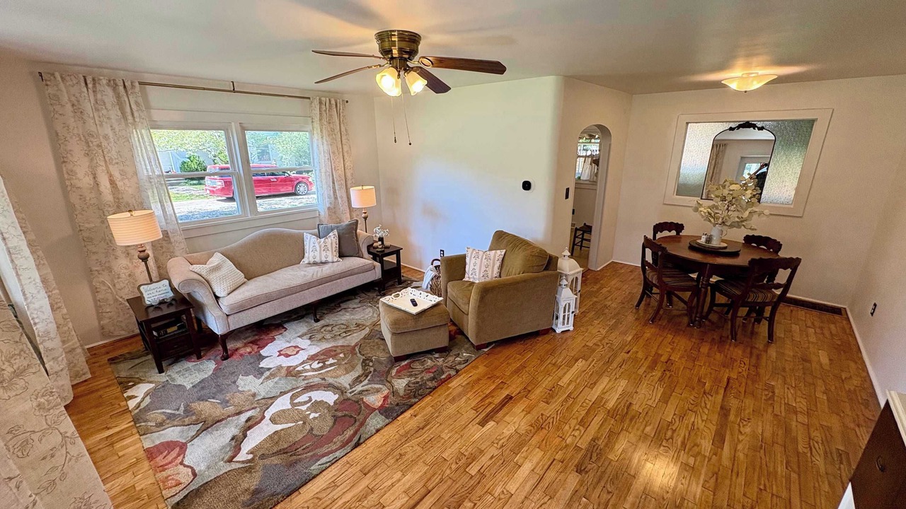 Photo of Livingroom in Siloam Springs