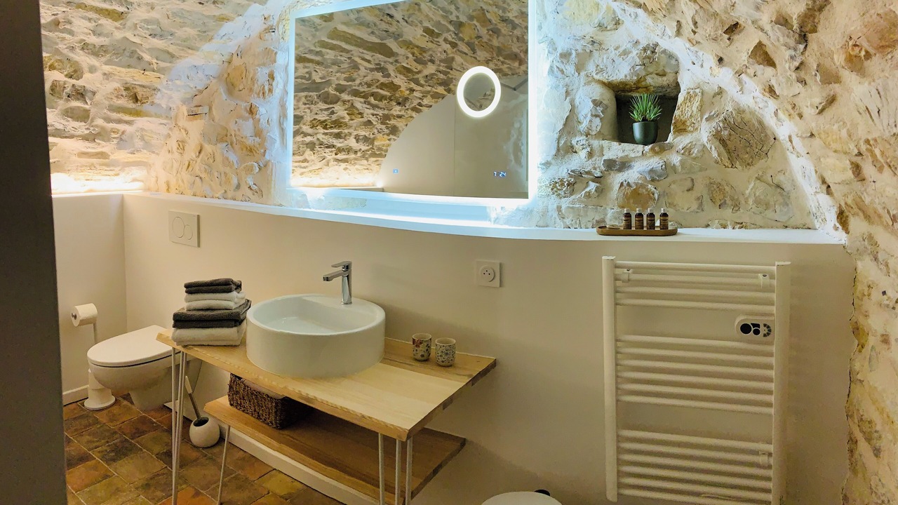 Photo of Bathroom in Saint-Andre-de-Cruzieres