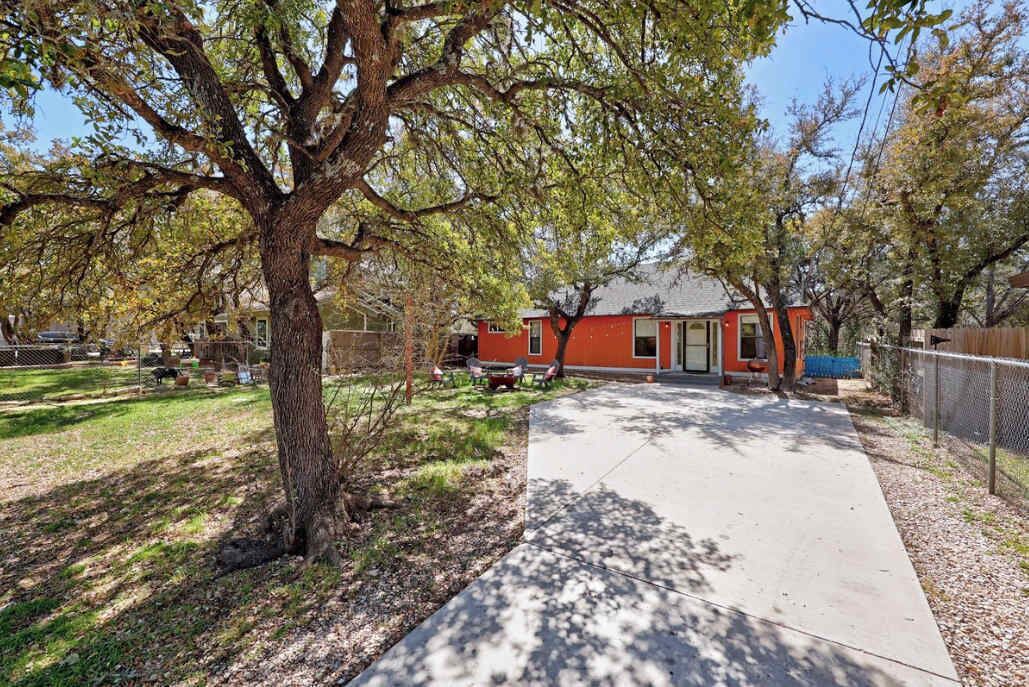 Photo of Outdoor in Apache Shores