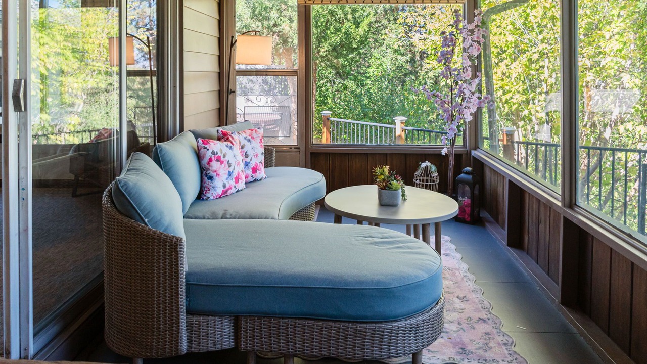 Photo of Livingroom in Bel Aire