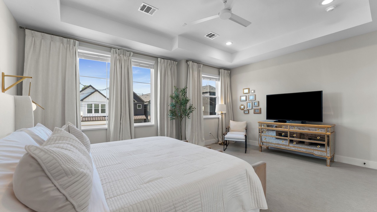 Photo of Bedroom in South Central Houston