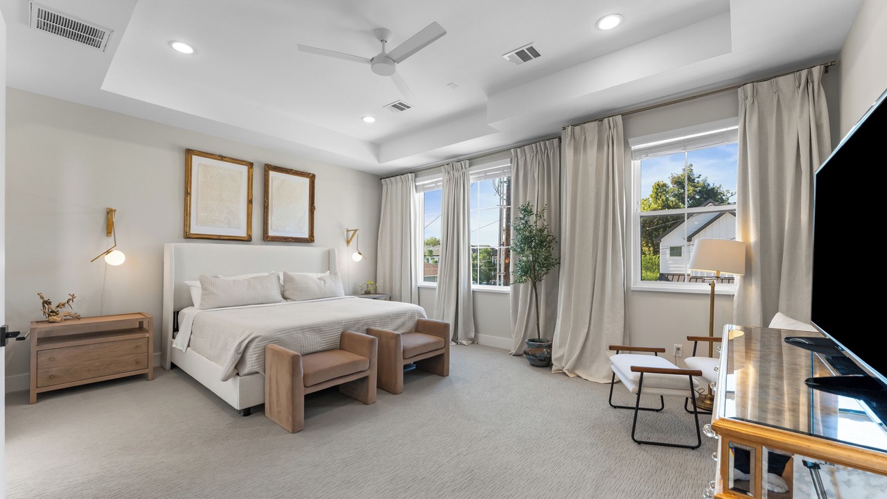 Photo of Bedroom in South Central Houston
