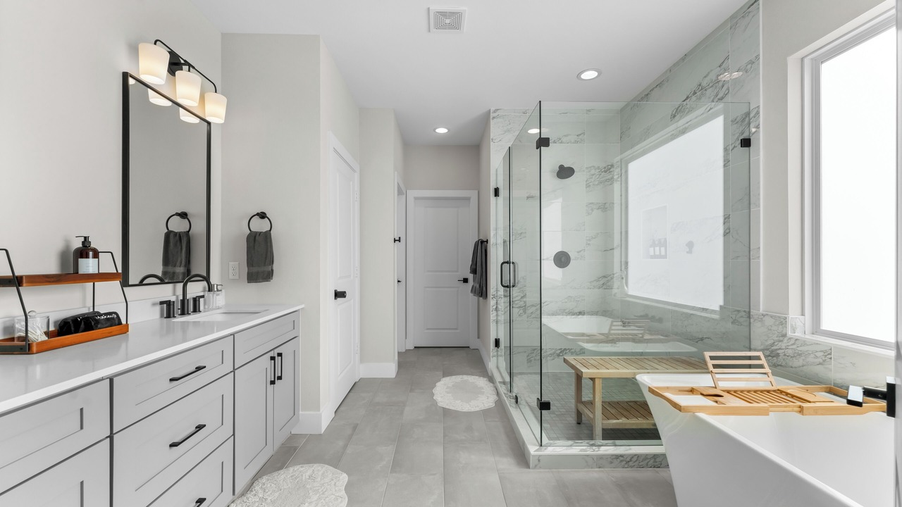 Photo of Bathroom in South Central Houston