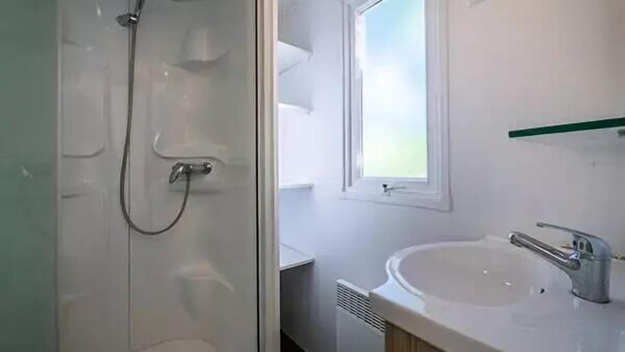 Photo of Bathroom in Pommeuse