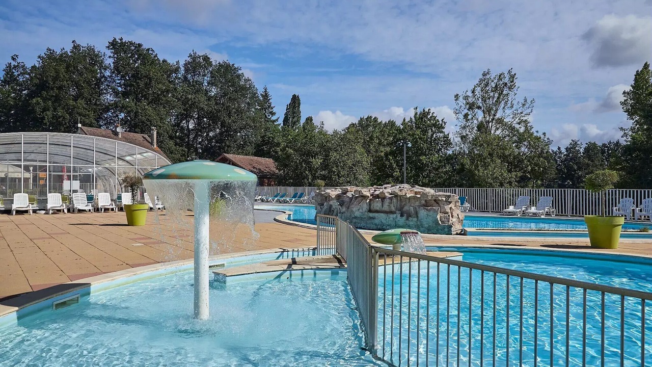 Photo of Outdoor in Trogues