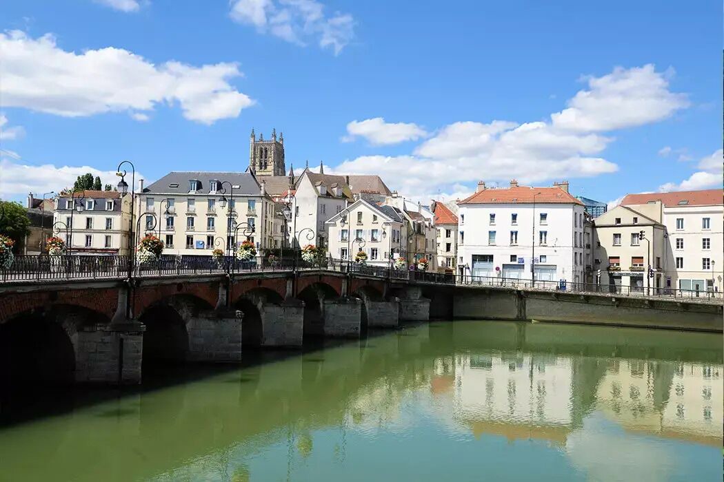 Photo of Others in Pommeuse