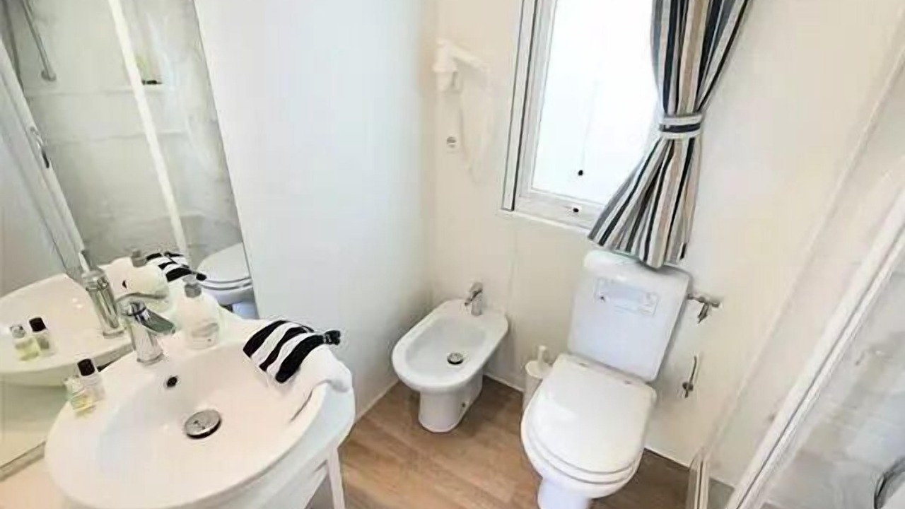 Photo of Bathroom in Pommeuse