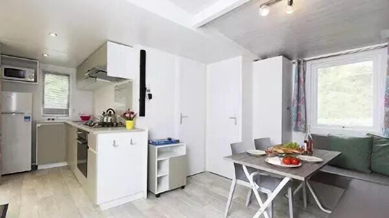 Photo of Kitchen in Chateauneuf-de-Galaure