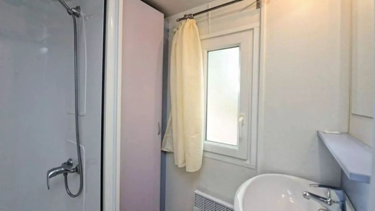 Photo of Bathroom in Vic-sur-Aisne
