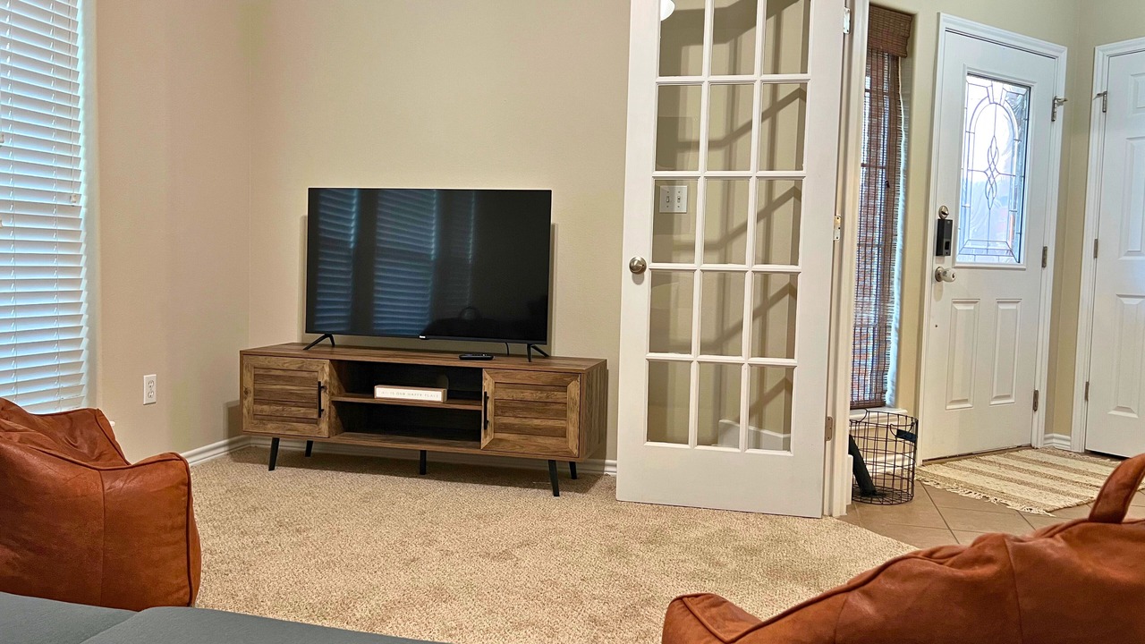Photo of Livingroom in South Side