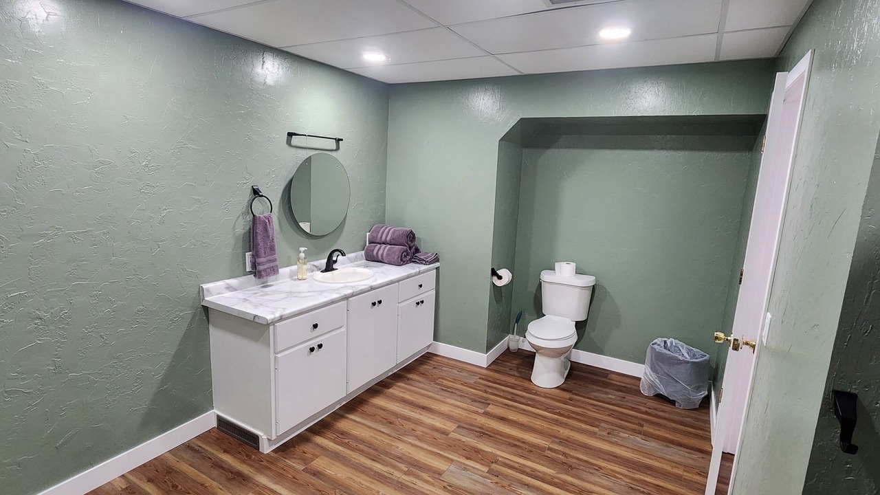 Photo of Bathroom in Kearny County