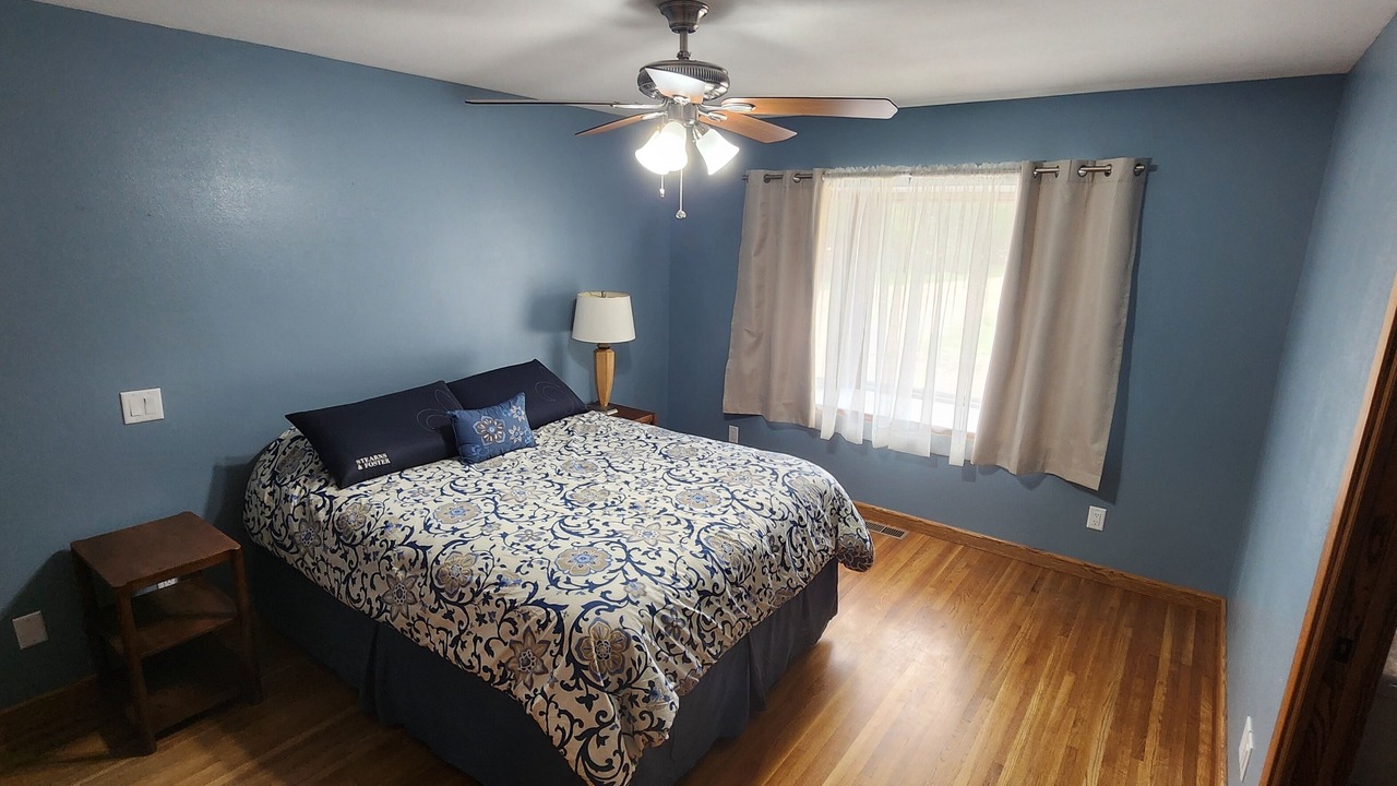 Photo of Bedroom in Kearny County
