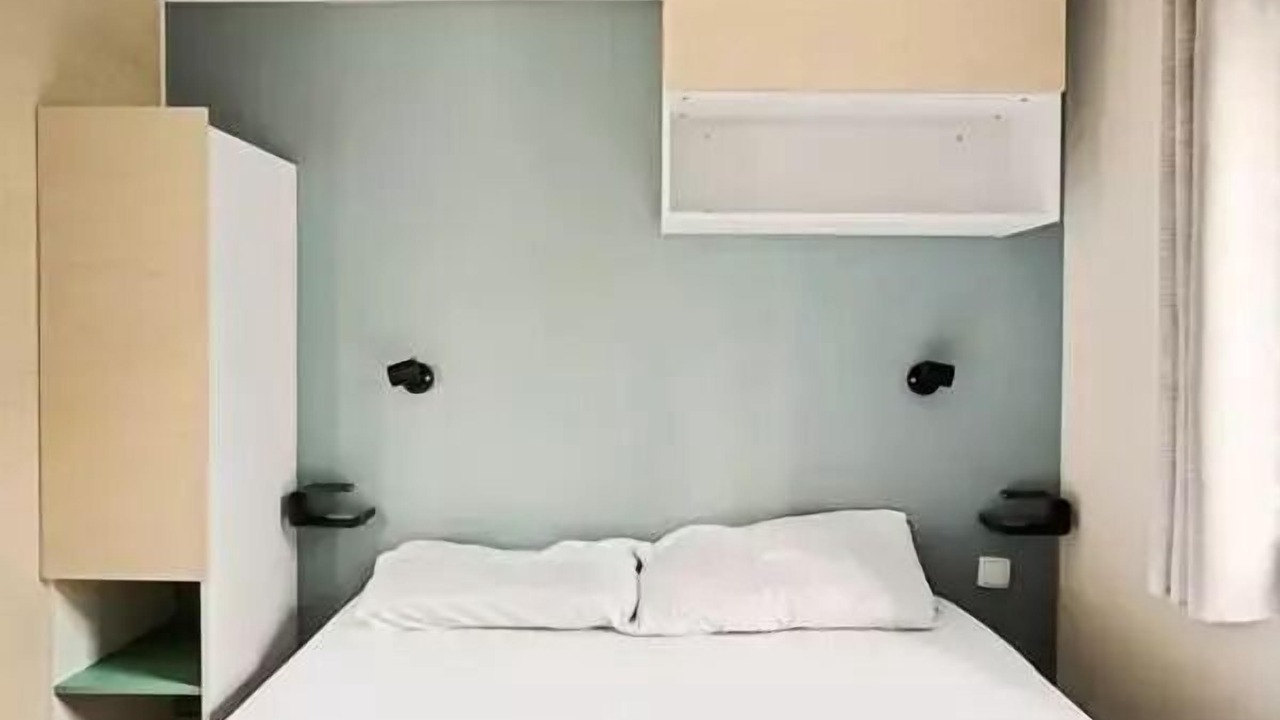 Photo of Bedroom in Chateauneuf-de-Galaure