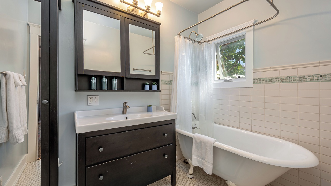 Photo of Others in University Heights