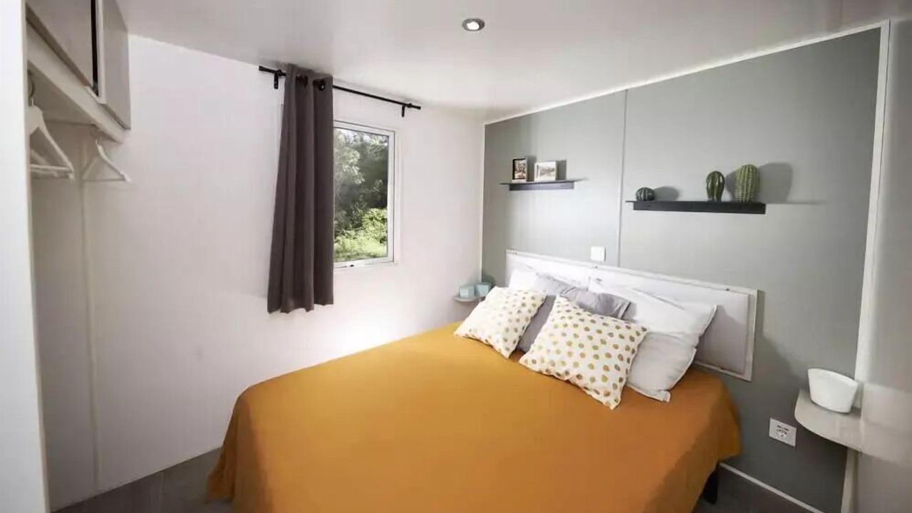 Photo of Bedroom in Lancieux