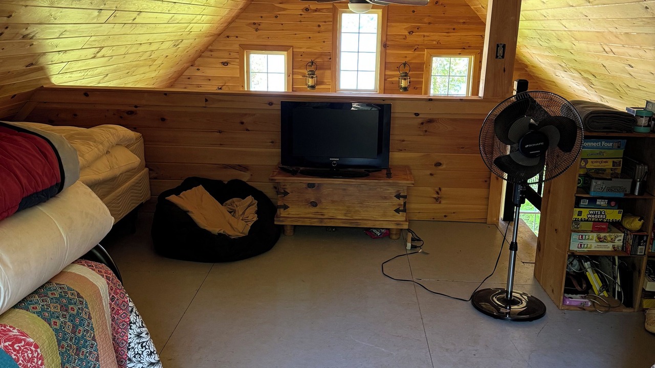 Photo of Bedroom in Portage Lake