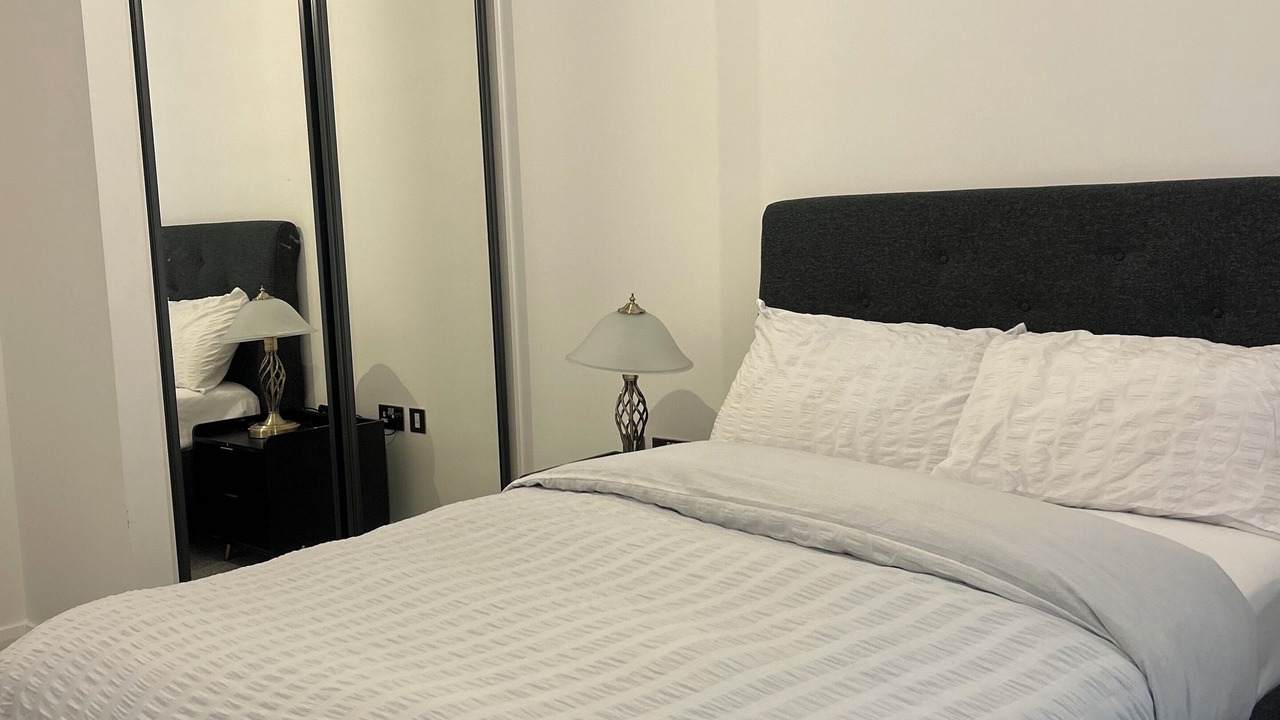 Photo of Bedroom in Thames