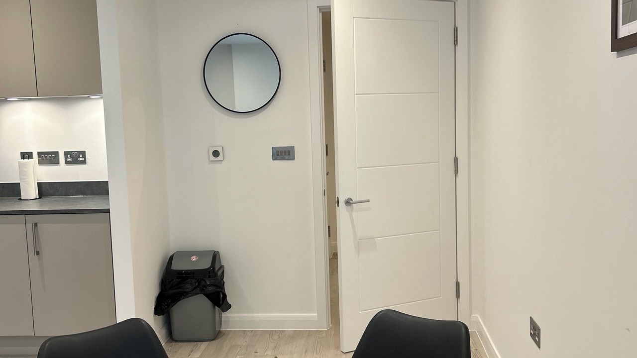 Photo of Others in Thames