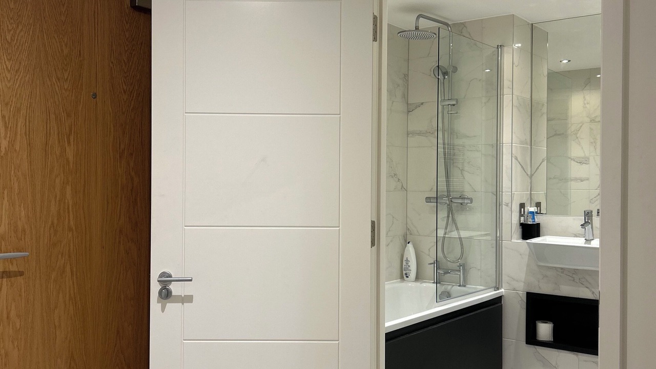 Photo of Bathroom in Thames