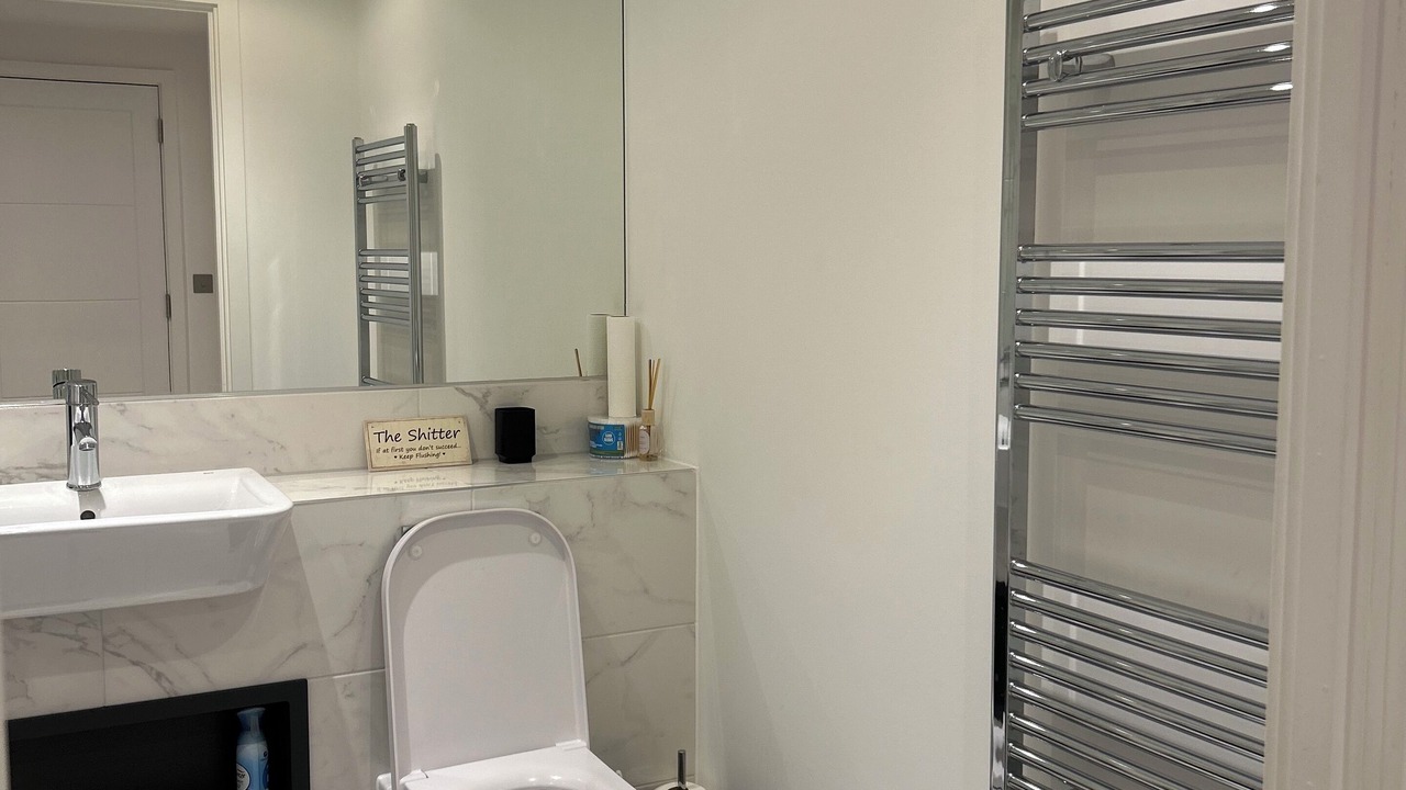 Photo of Bathroom in Thames