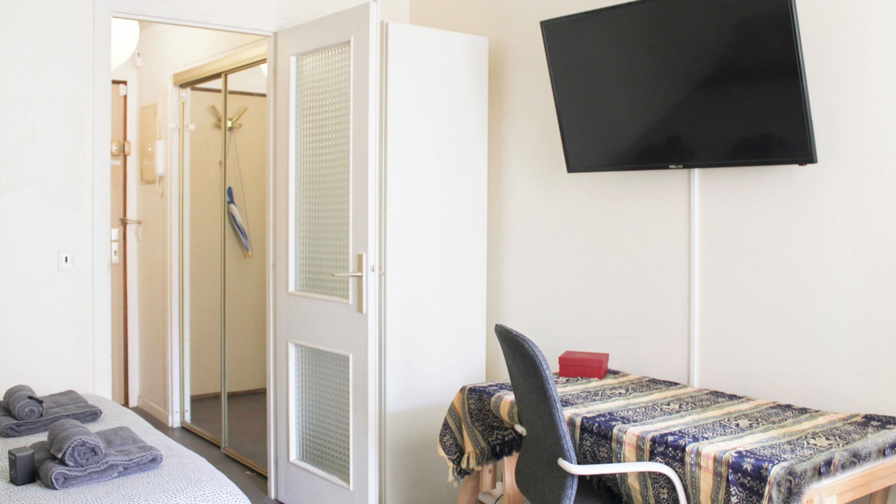 Photo of Bedroom in Vanves