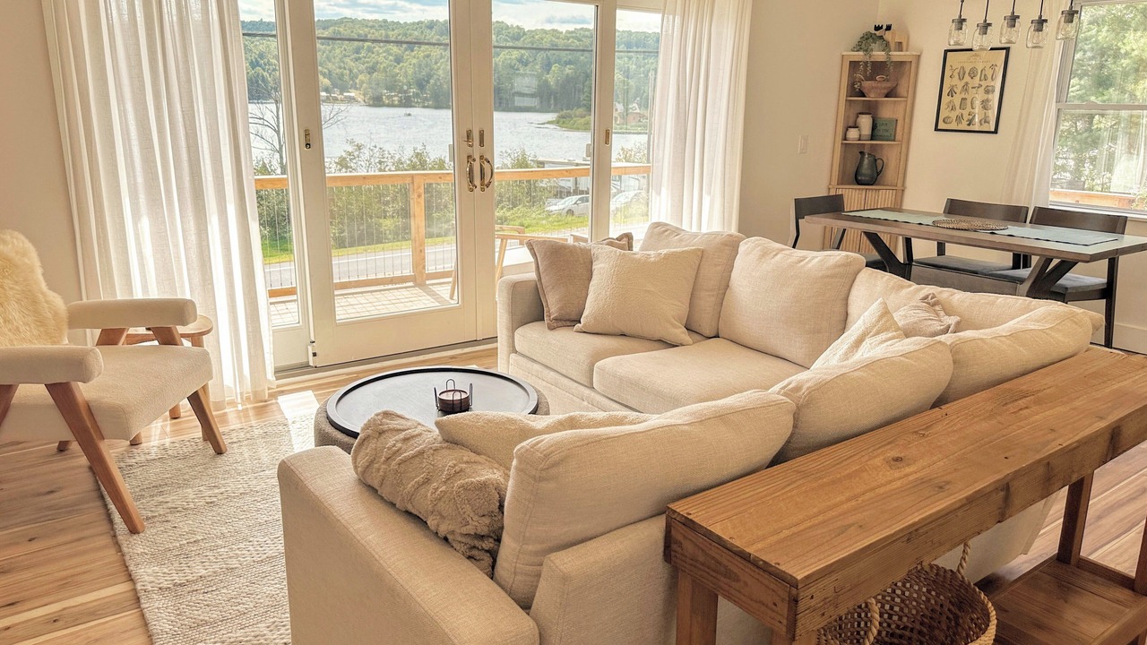 Photo of Livingroom in Eastern Vermont
