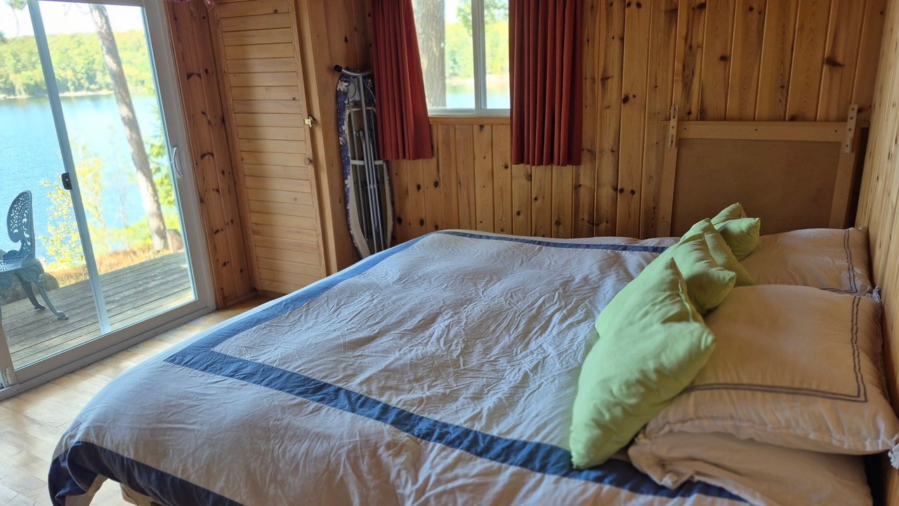 Photo of Bedroom in Harcourt