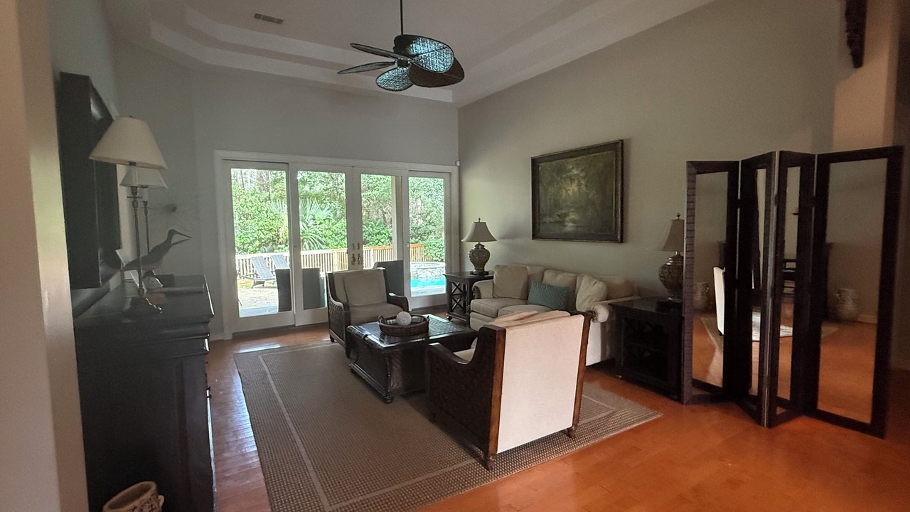 Photo of Livingroom in Heritage Woods