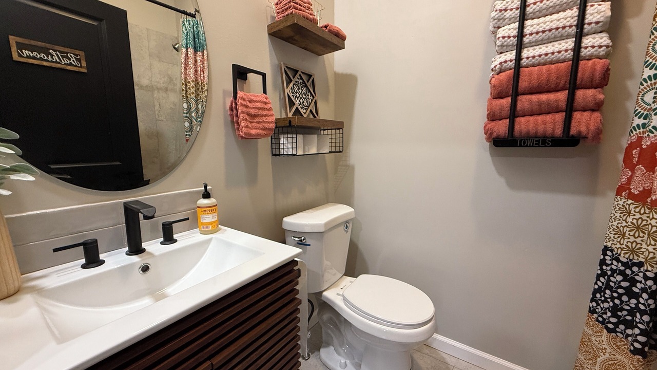Photo of Bathroom in Osawatomie
