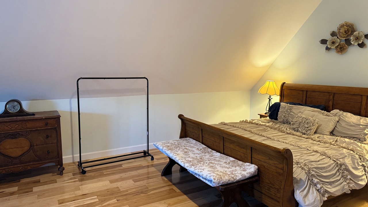 Photo of Bedroom in Piney Mountain
